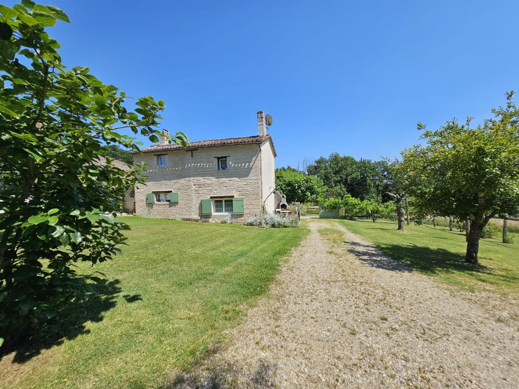 Gite Des Gravets Sigalens Exterior photo